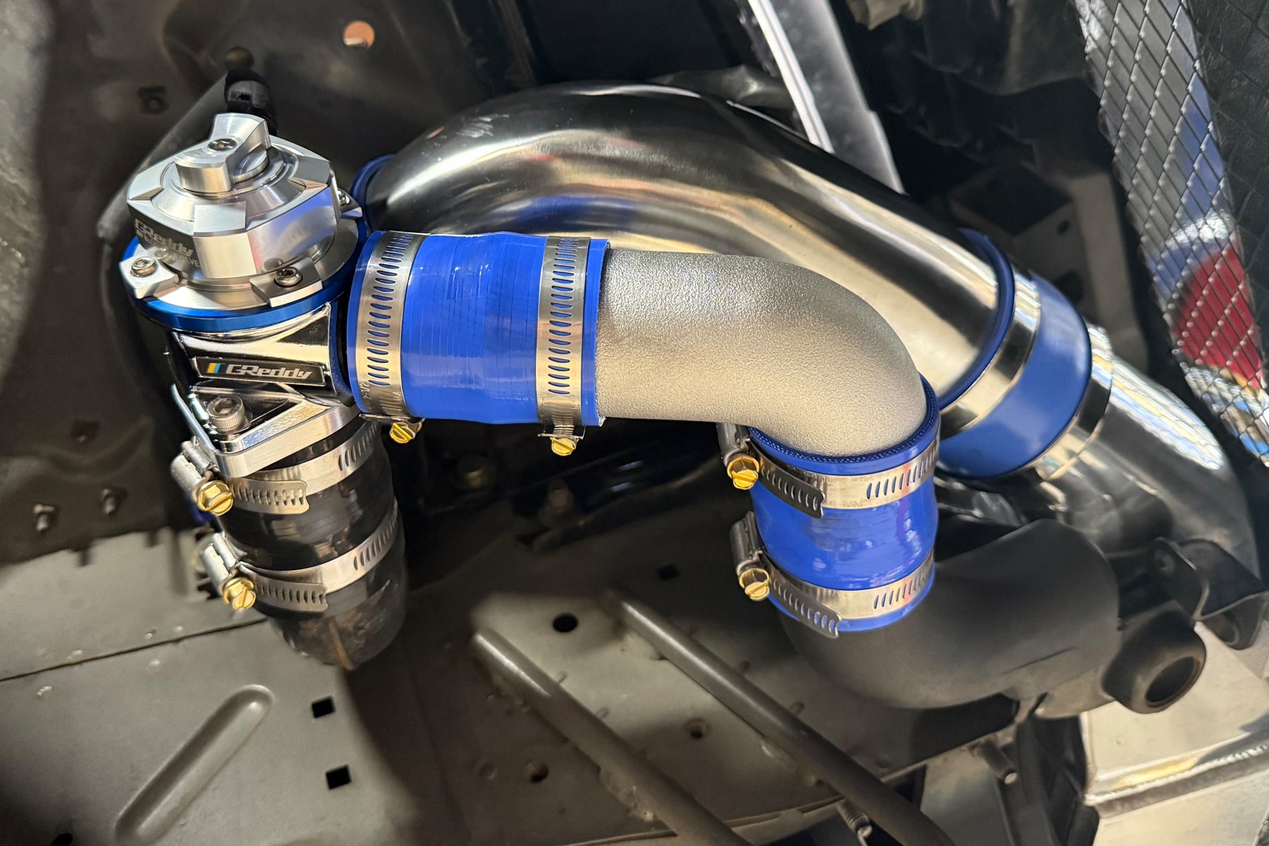 GREDDY TYPE-FV2 BOV KIT   BNR32, BCNR33, BNR34 - (11521215 11521220)
